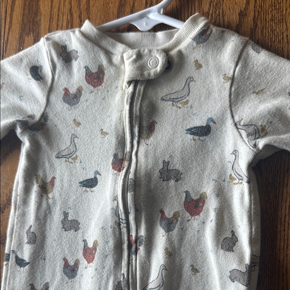 •SOLD•  100% Organic Cotton Chicken+Duck One Piece (6mo)